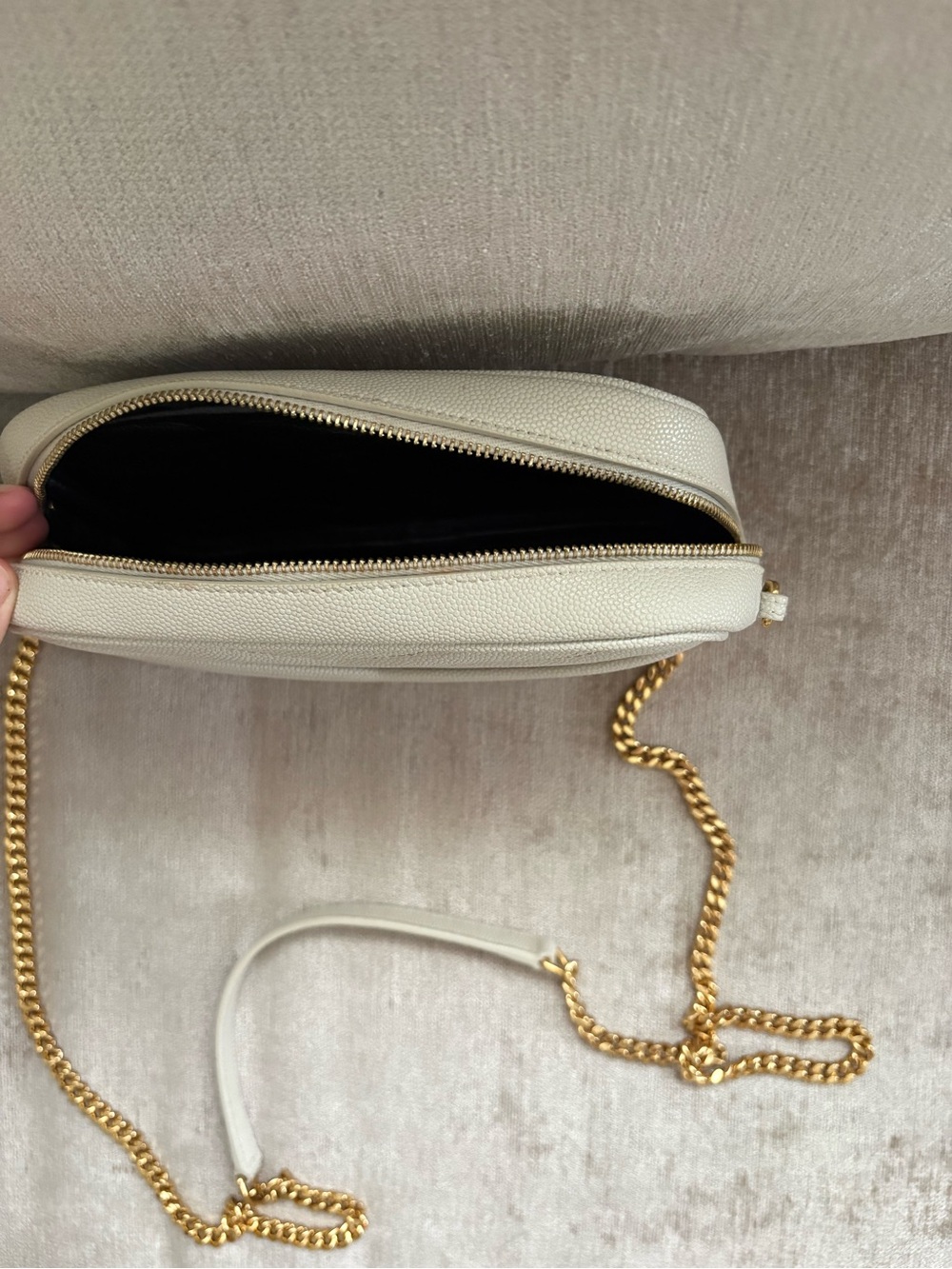 Saint Laurent Quilted Lou Camera Bag in Cream with Gold Hardware - Picture 6 of 6